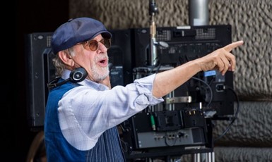 Ο παραμυθάς Steven Spielberg έπιασε κορυφή